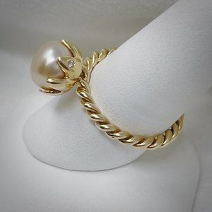 Pearl Ring in a 14k YG Crown Setting w/ Petal Diamond & Twist Band